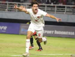 Jens Raven Mengaku Tak Cedera usai Cetak 6 Gol, Pendukung Bisa Lega Reporter: Dzikri