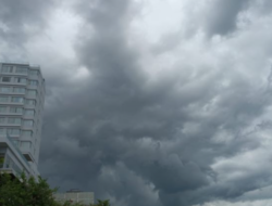 Sebagian Besar Wilayah Riau Masih Berpotensi Hujan